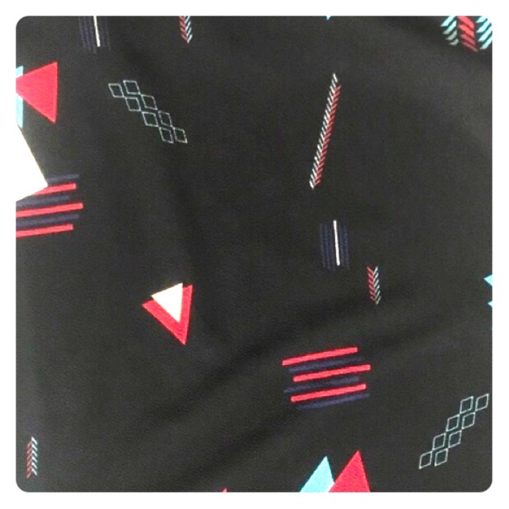 LulaRoe Cassie Skirt Black with multi Shapes